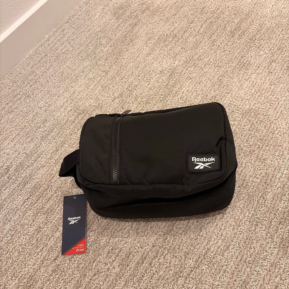 NWT Reebok Men's Black Toiletry Travel Cosmetic Bag